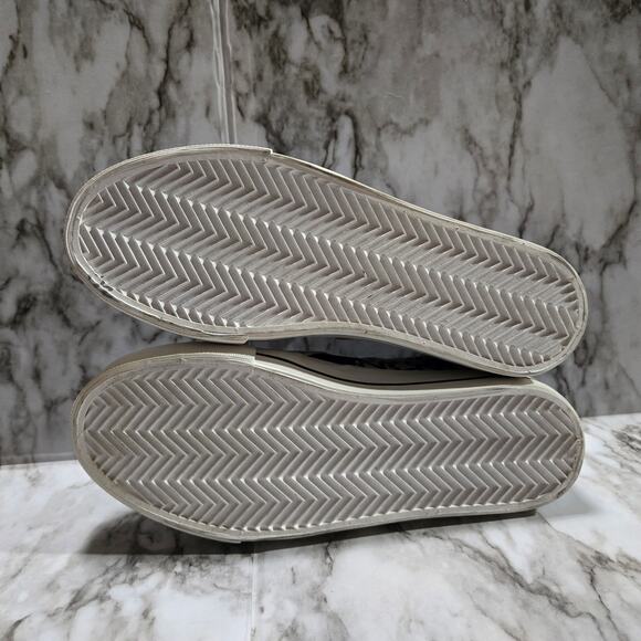 DKNY Blue Gore Logo Casual Slip On Sneakers Sz 4 - Picture 2 of 5